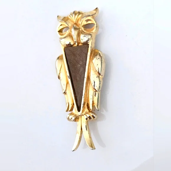 Vintage Goldtone Owl Brooch Leather Accent - Picture 3 of 9
